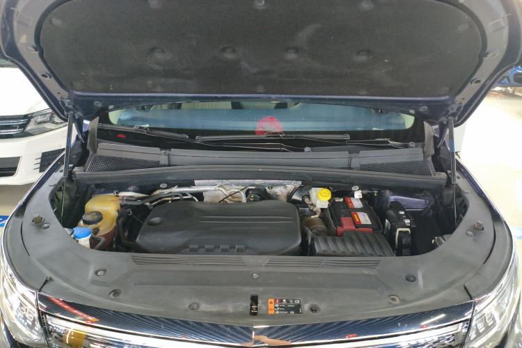 Used Roewe iMAX8 2021 400TGI Supreme Series Prestige Edition Engine Bay