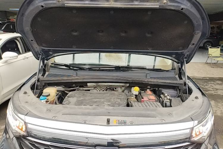Used Roewe iMAX8 2021 400TGI Supreme Series Prestige Edition Engine Bay