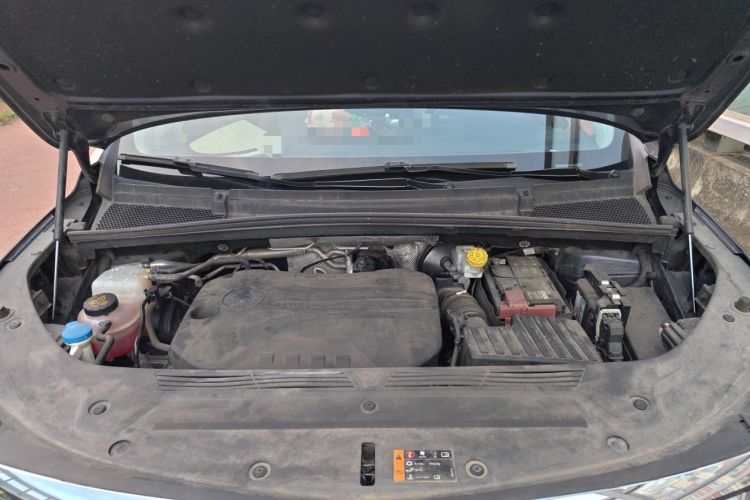 Used Roewe iMAX8 2021 400TGI Supreme Series Prestige Edition Engine Bay