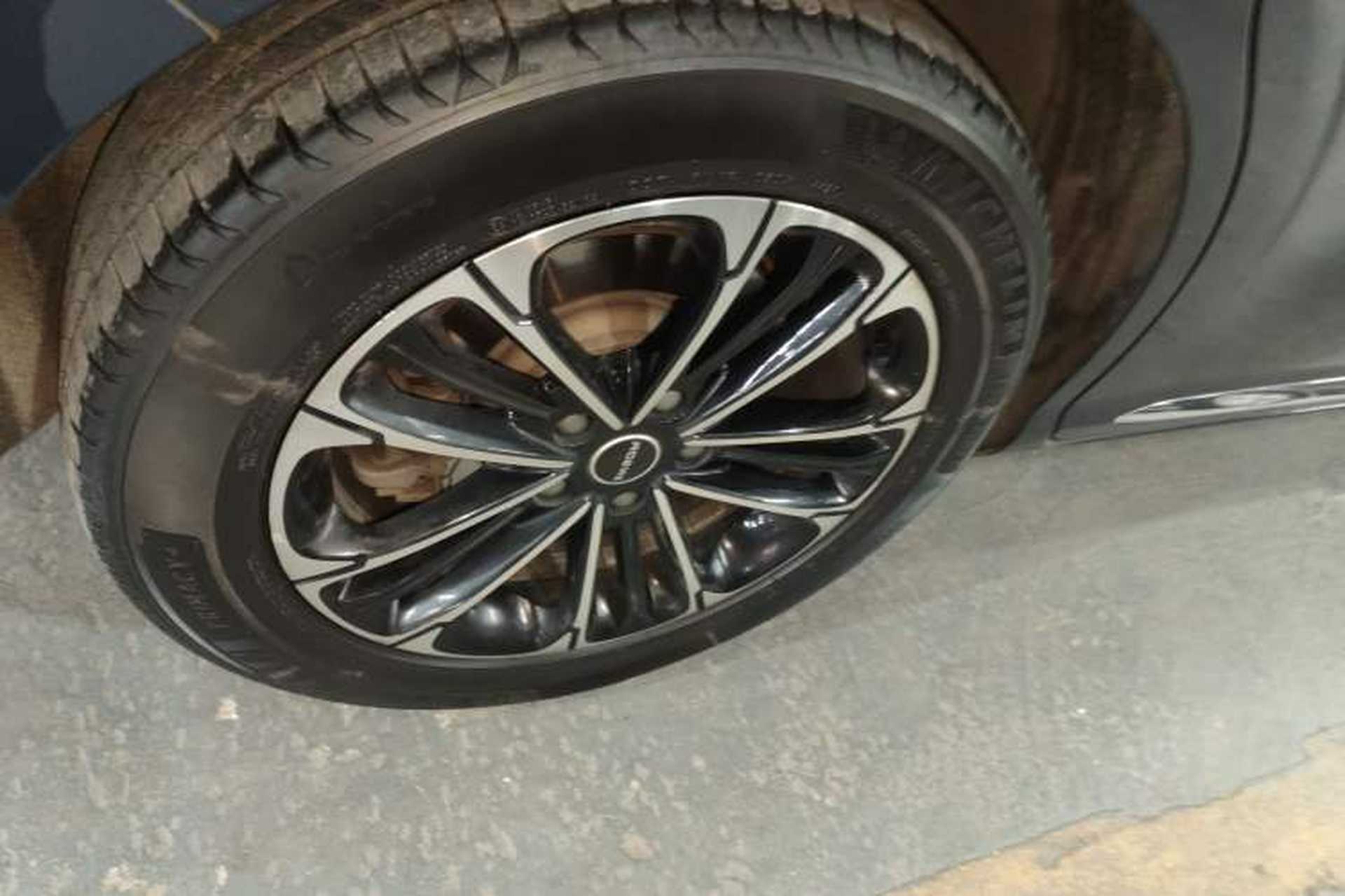 Used Roewe iMAX8 2021 400TGI Supreme Series Prestige Edition Exterior 2