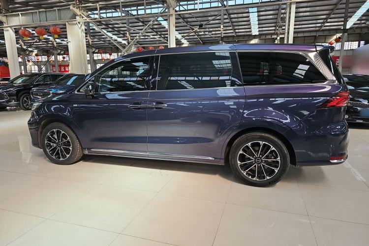 Used Roewe iMAX8 2021 400TGI Supreme Series Ultimate Edition Exterior 4
