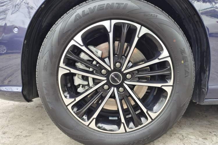 Used Roewe iMAX8 2021 400TGI Supreme Series Ultimate Edition Exterior 7