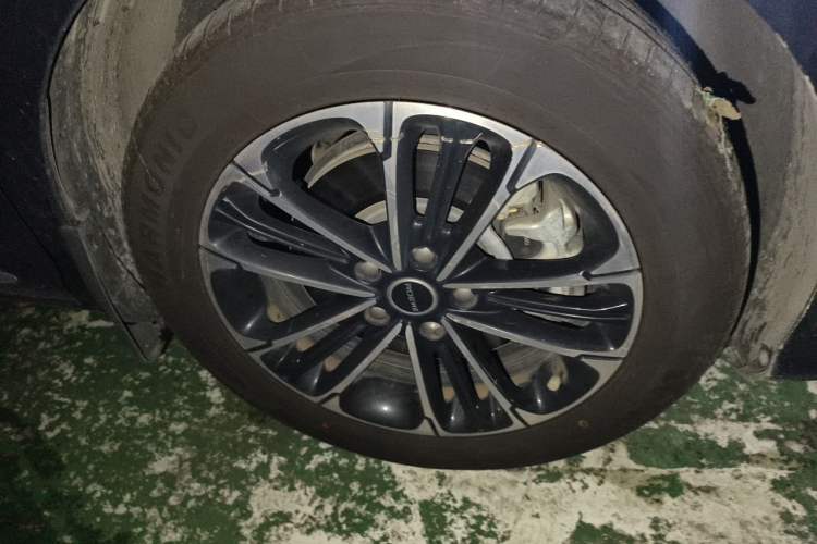 Used Roewe iMAX8 2021 400TGI Supreme Series Prestige Edition Exterior 7