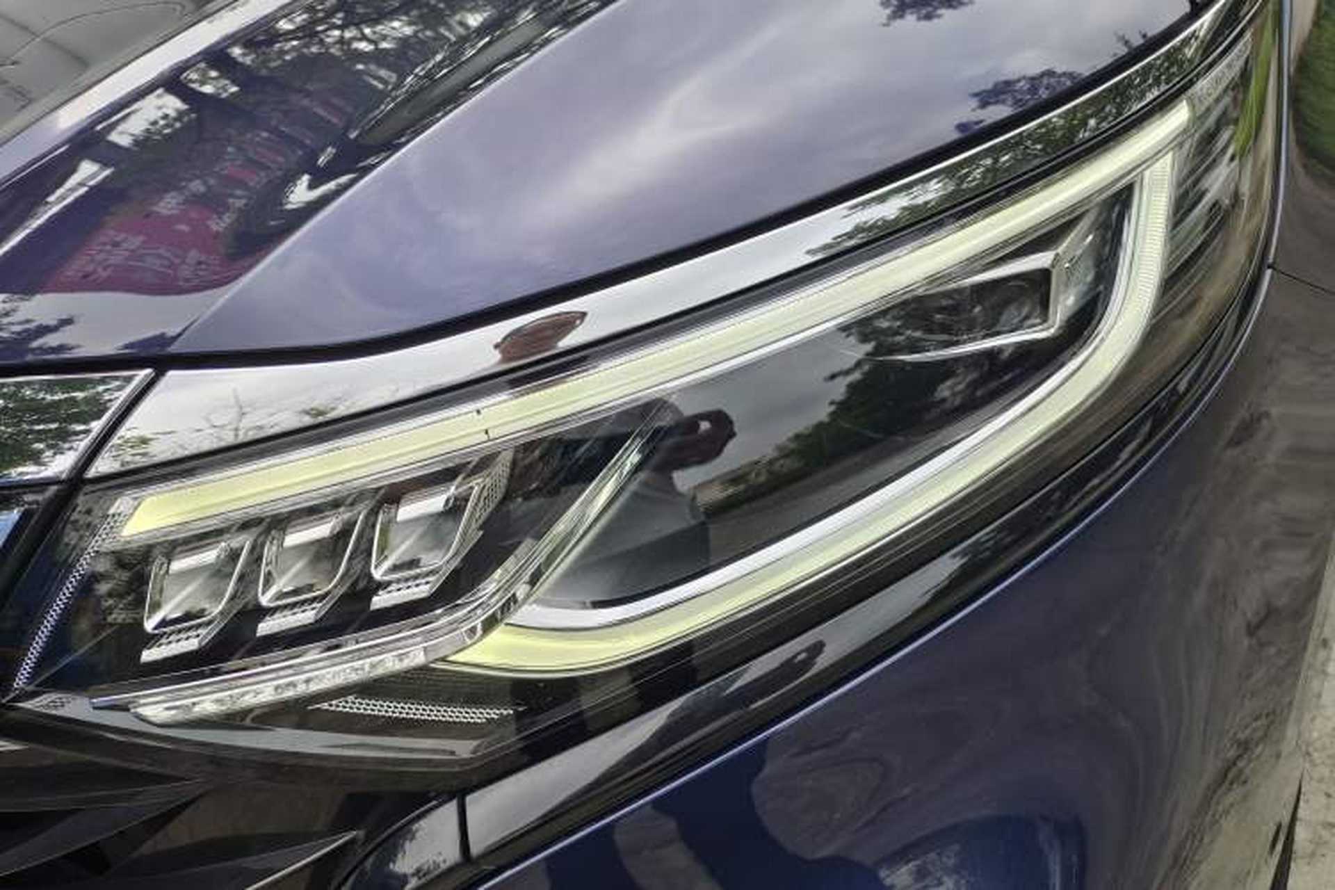 Used Roewe iMAX8 2021 400TGI Supreme Series Ultimate Edition Exterior 8