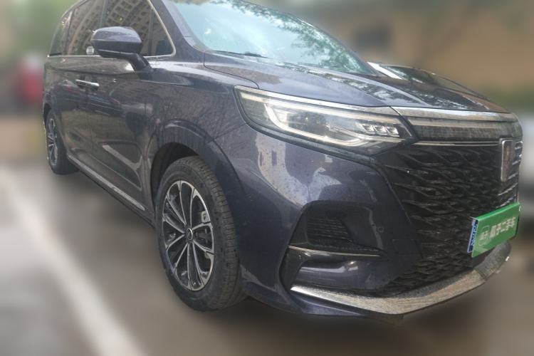 Used Roewe iMAX8 2021 400TGI Supreme Series Prestige Edition Front Right 45 Deg