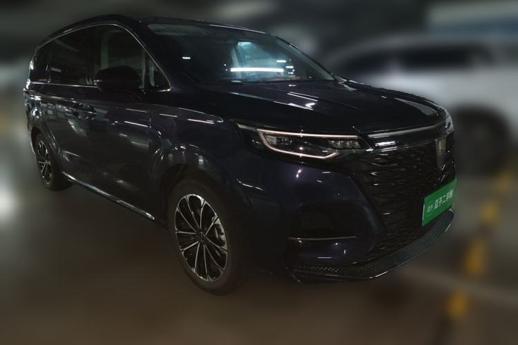 Used Roewe iMAX8 2021 400TGI Flagship Edition Front Right 45 Deg