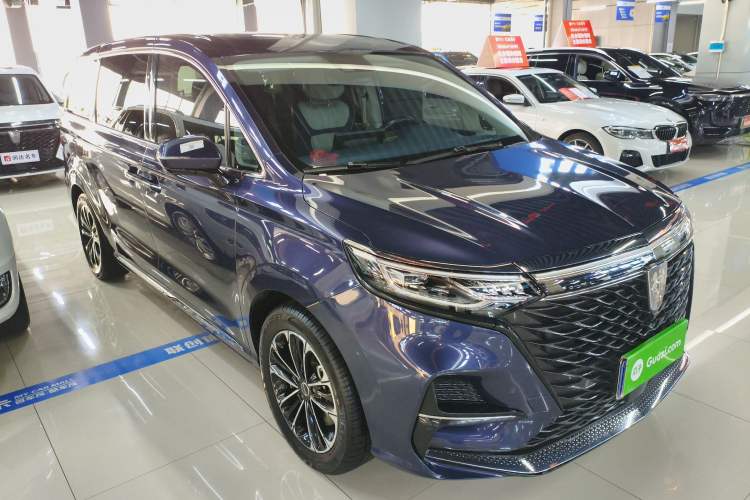 Used Roewe iMAX8 2021 400TGI Supreme Series Prestige Edition Front Right 45 Deg
