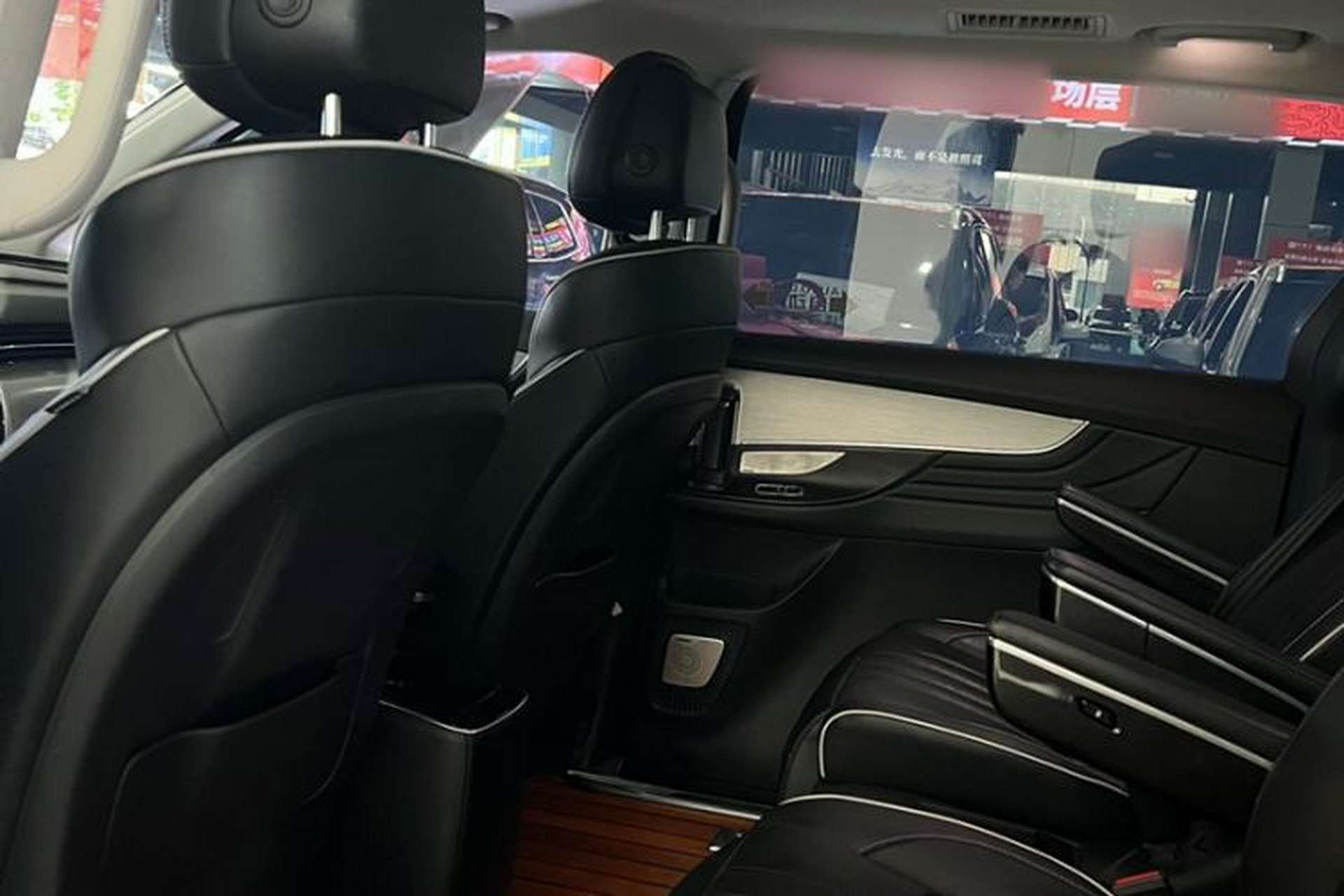 Used Roewe iMAX8 2021 400TGI Supreme Series Prestige Edition Headliner