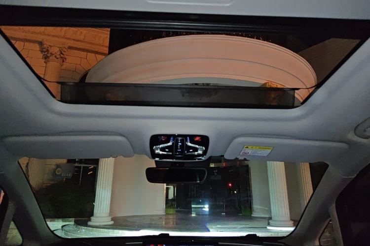 Used Roewe iMAX8 2021 400TGI Supreme Series Prestige Edition Headliner