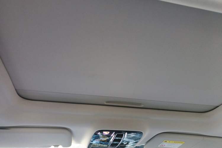 Used Roewe iMAX8 2021 400TGI Supreme Series Prestige Edition Headliner