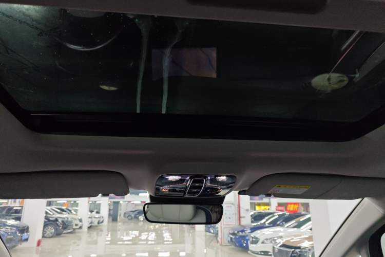 Used Roewe iMAX8 2021 400TGI Supreme Series Ultimate Edition Headliner