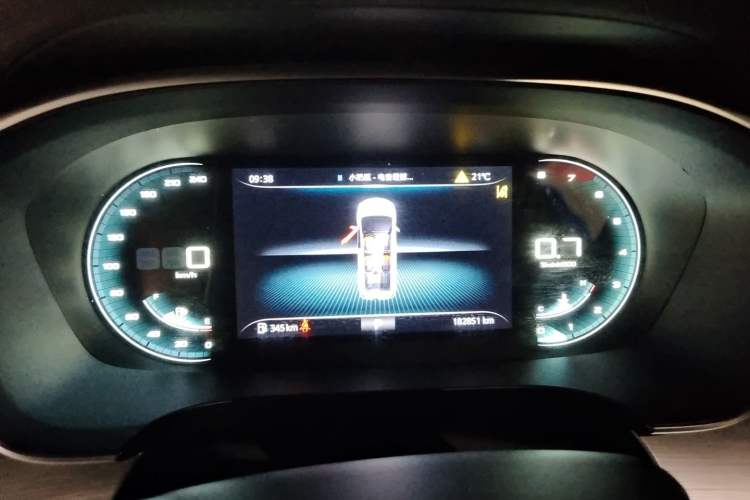 Used Roewe iMAX8 2021 400TGI Supreme Series Prestige Edition Instrument Cluster