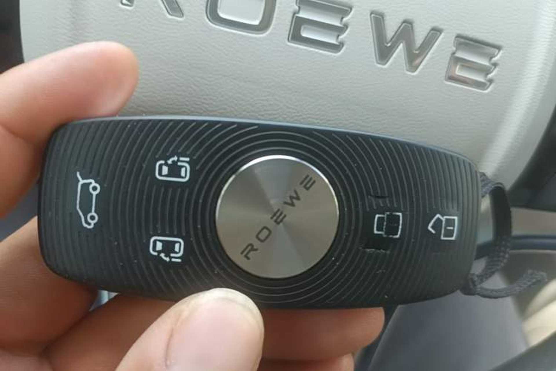 Used Roewe iMAX8 2021 400TGI Supreme Series Ultimate Edition Interior 1