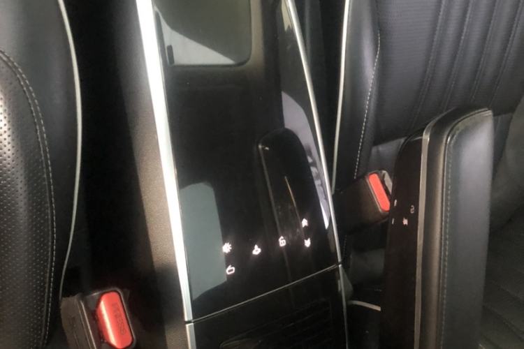 Used Roewe iMAX8 2021 400TGI Supreme Series Prestige Edition Interior 1
