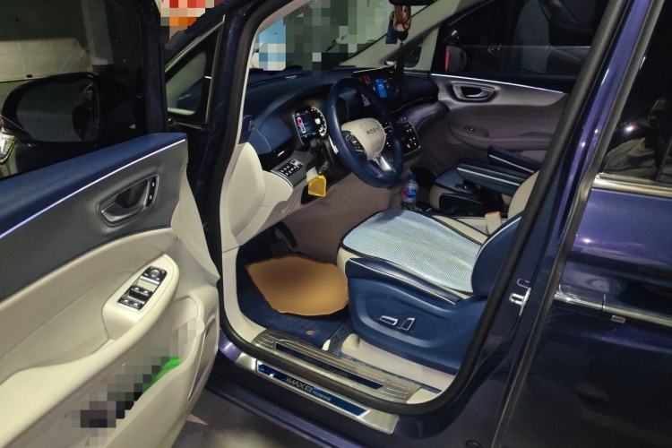 Used Roewe iMAX8 2021 400TGI Supreme Series Prestige Edition Interior 3