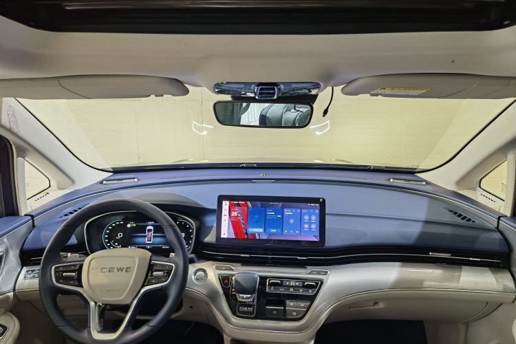 Used Roewe iMAX8 2021 400TGI Supreme Series Prestige Edition Interior 3