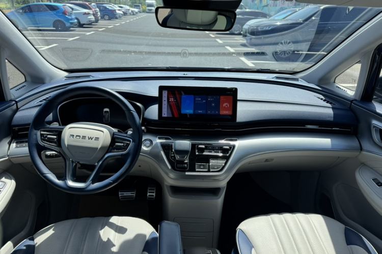 Used Roewe iMAX8 2021 400TGI Supreme Series Ultimate Edition Interior 5