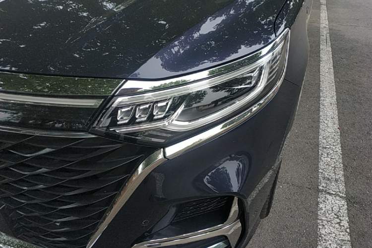 Used Roewe iMAX8 2021 400TGI Supreme Series Prestige Edition Left Front Headlight