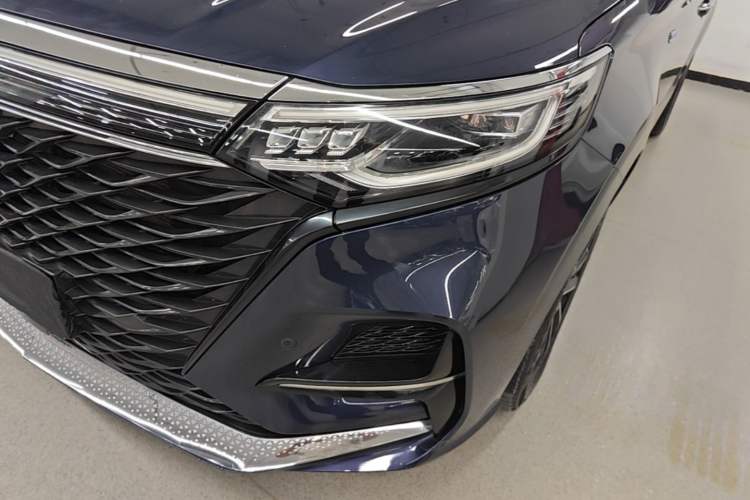 Used Roewe iMAX8 2021 400TGI Supreme Series Prestige Edition Left Front Headlight