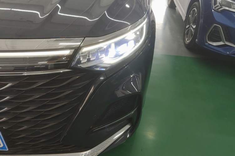 Used Roewe iMAX8 2021 400TGI Supreme Series Prestige Edition Left Front Headlight