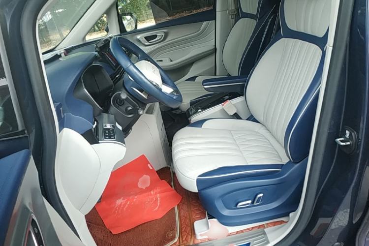 Used Roewe iMAX8 2021 400TGI Supreme Series Prestige Edition Left Front Seat