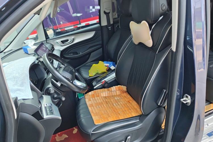 Used Roewe iMAX8 2021 400TGI Supreme Series Lu Zun Edition Left Front Seat