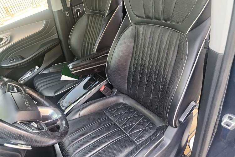 Used Roewe iMAX8 2021 400TGI Supreme Series Prestige Edition Left Front Seat