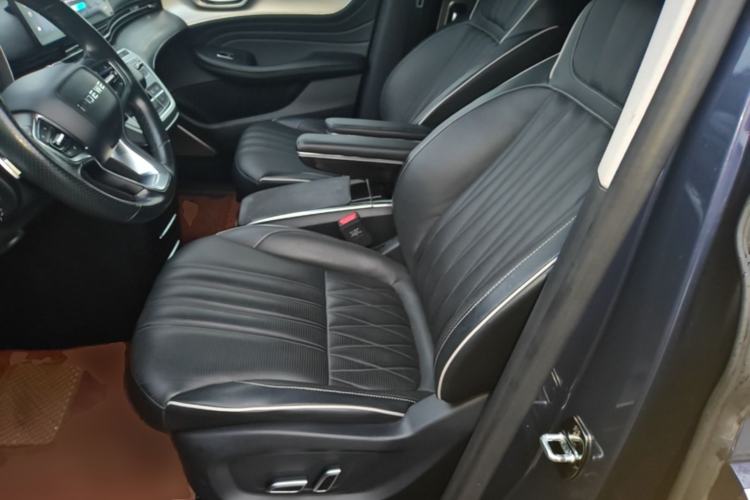 Used Roewe iMAX8 2021 400TGI Supreme Series Prestige Edition Left Front Seat
