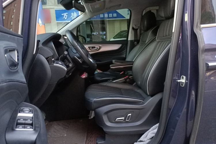 Used Roewe iMAX8 2021 400TGI Supreme Series Prestige Edition Left Front Seat