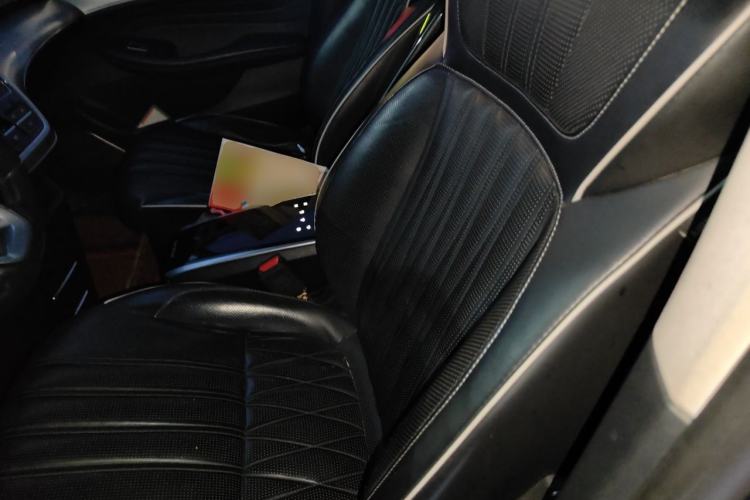 Used Roewe iMAX8 2021 400TGI Supreme Series Prestige Edition Left Front Seat