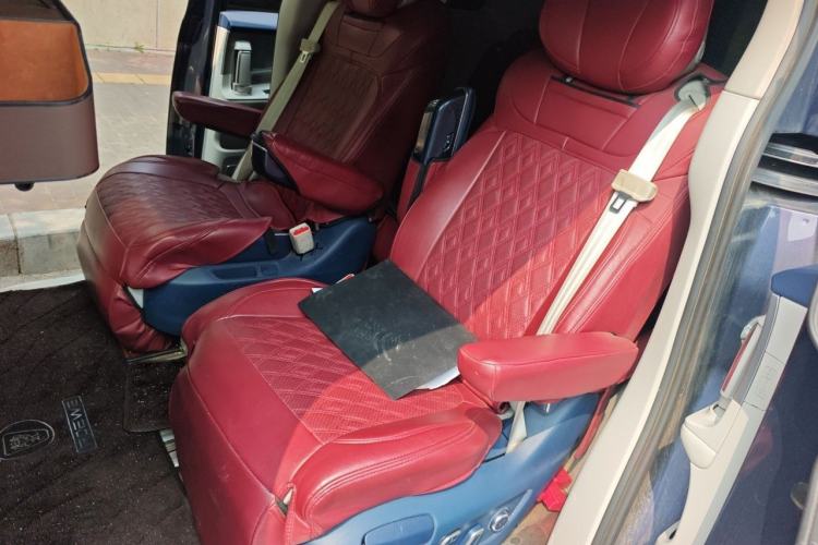 Used Roewe iMAX8 2021 400TGI Supreme Series Ultimate Edition Left Rear Seat