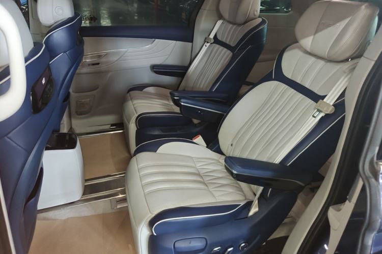 Used Roewe iMAX8 2021 400TGI Supreme Series Ultimate Edition Left Rear Seat