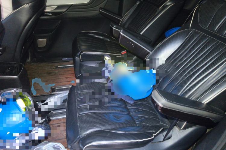 Used Roewe iMAX8 2021 400TGI Supreme Series Prestige Edition Left Rear Seat