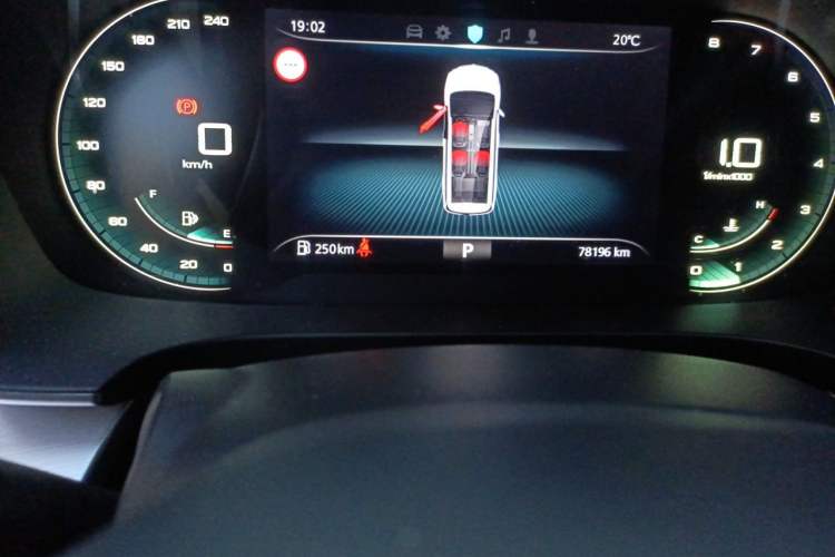 Used Roewe iMAX8 2021 400TGI Supreme Series Prestige Edition Odometer Close Up
