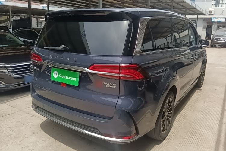 Used Roewe iMAX8 2021 400TGI Supreme Series Ultimate Edition Rear Right 45 Deg