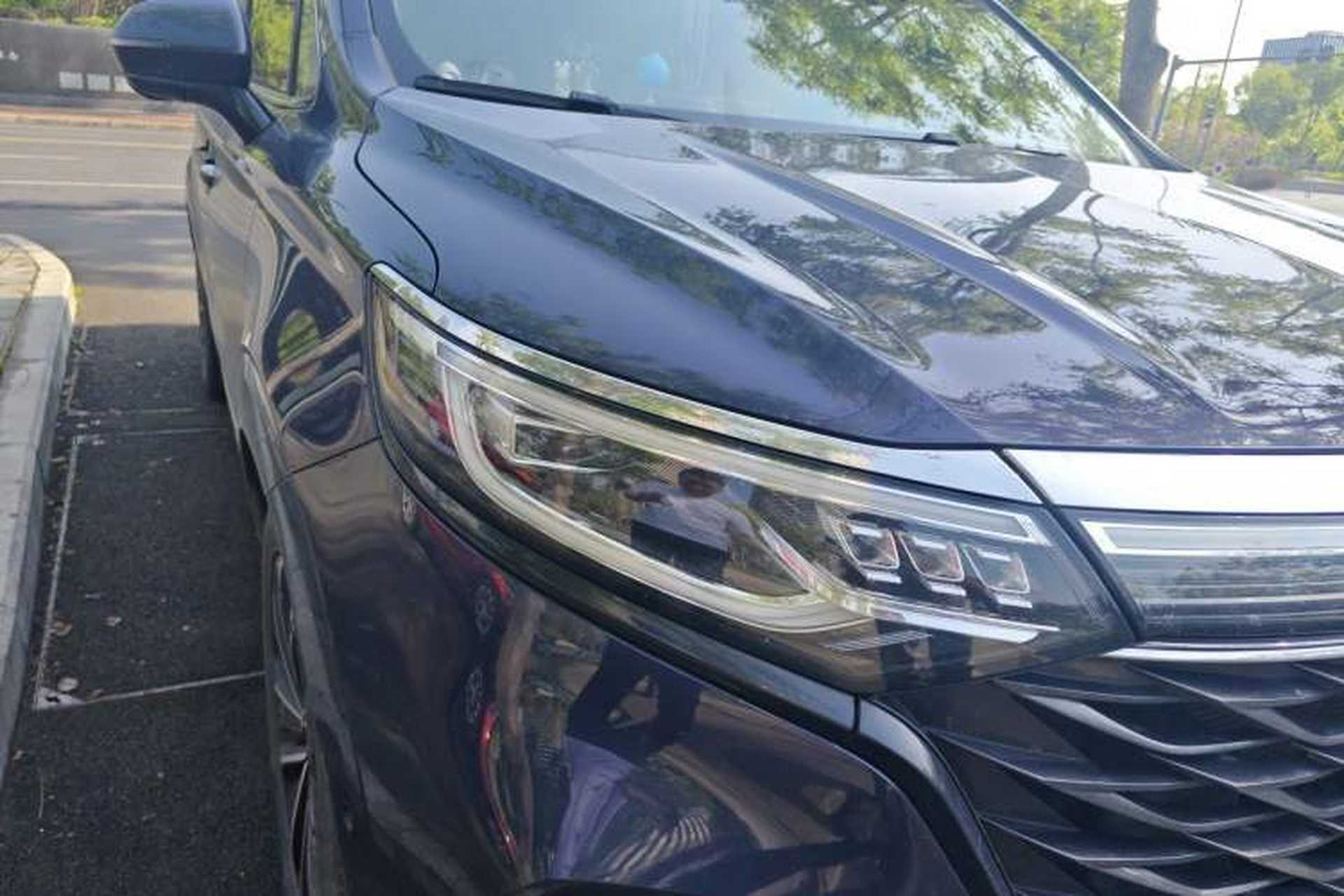 Used Roewe iMAX8 2021 400TGI Supreme Series Ultimate Edition Right Front Headlight