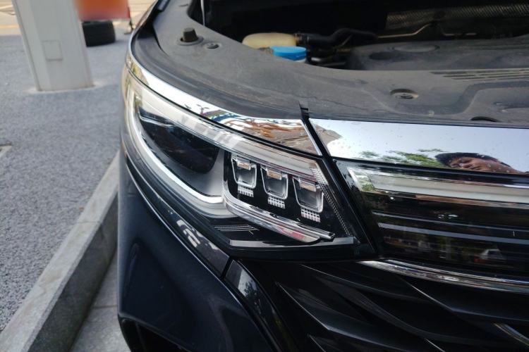 Used Roewe iMAX8 2021 400TGI Supreme Series Prestige Edition Right Front Headlight