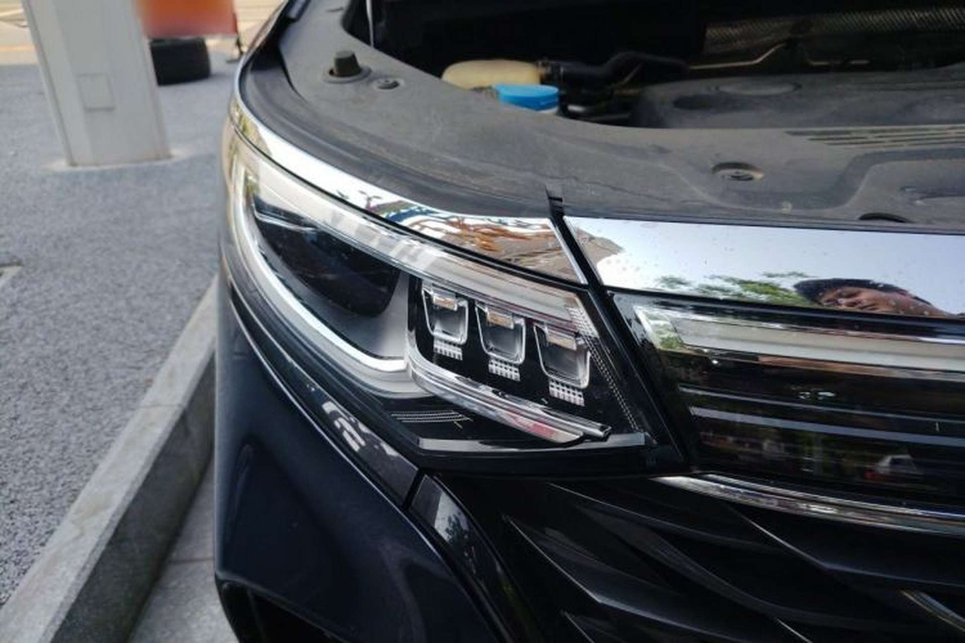 Used Roewe iMAX8 2021 400TGI Supreme Series Prestige Edition Right Front Headlight