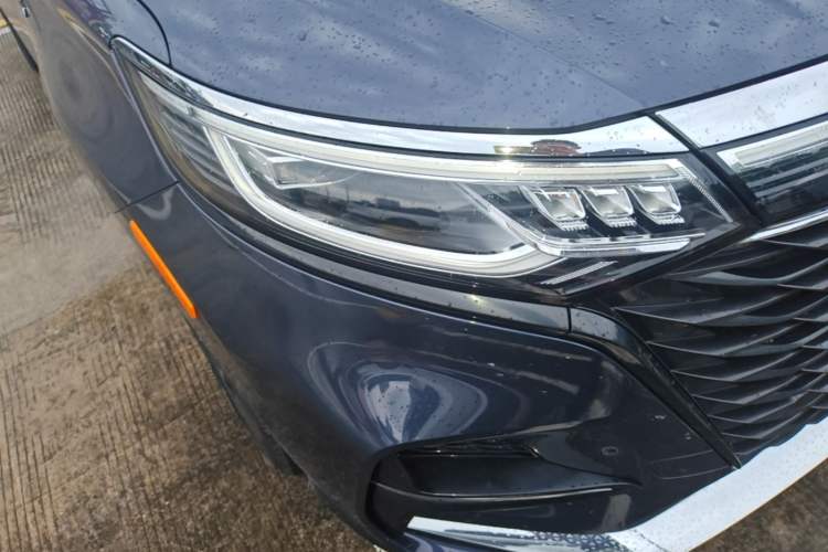 Used Roewe iMAX8 2021 400TGI Supreme Series Prestige Edition Right Front Headlight