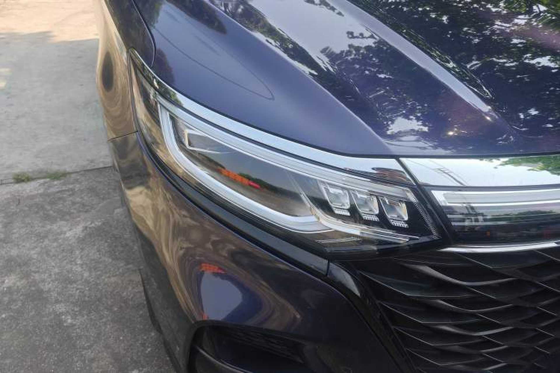 Used Roewe iMAX8 2021 400TGI Supreme Series Prestige Edition Right Front Headlight