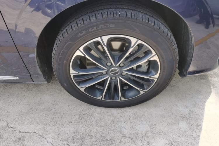 Used Roewe iMAX8 2021 400TGI Supreme Series Prestige Edition Right Front Wheel Hub