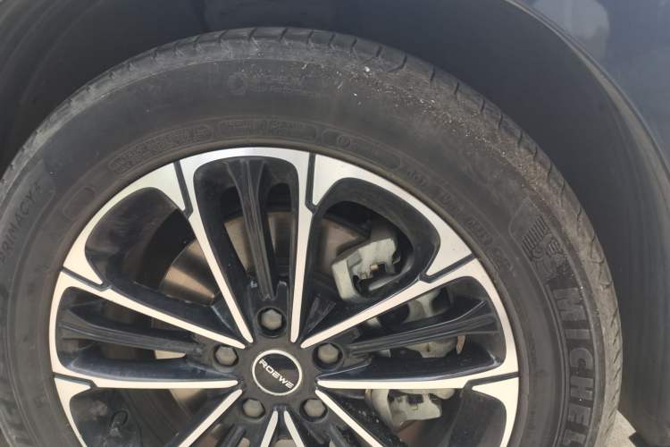 Used Roewe iMAX8 2021 400TGI Supreme Series Prestige Edition Right Front Wheel Hub