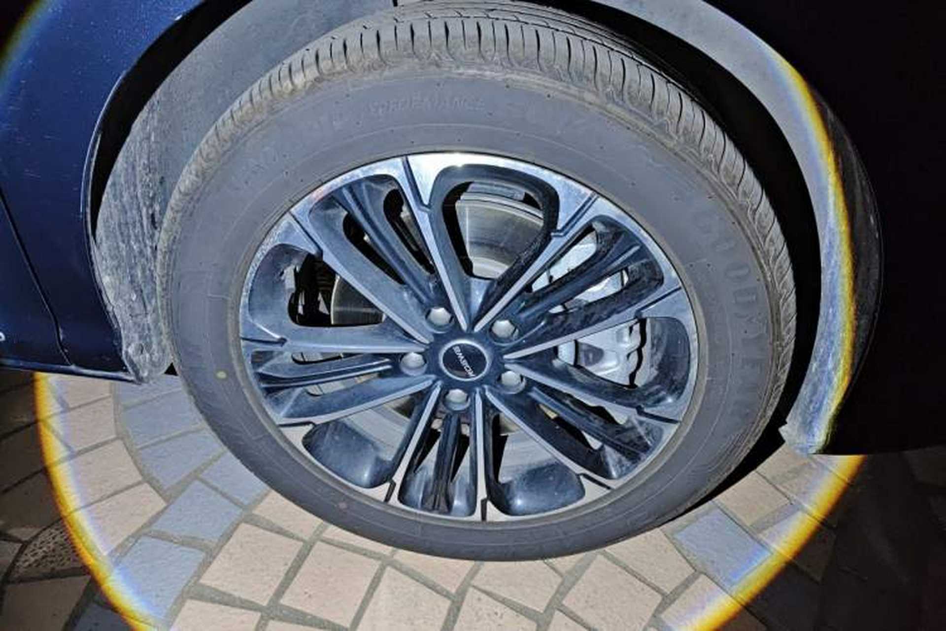 Used Roewe iMAX8 2021 400TGI Supreme Series Prestige Edition Right Front Wheel Hub