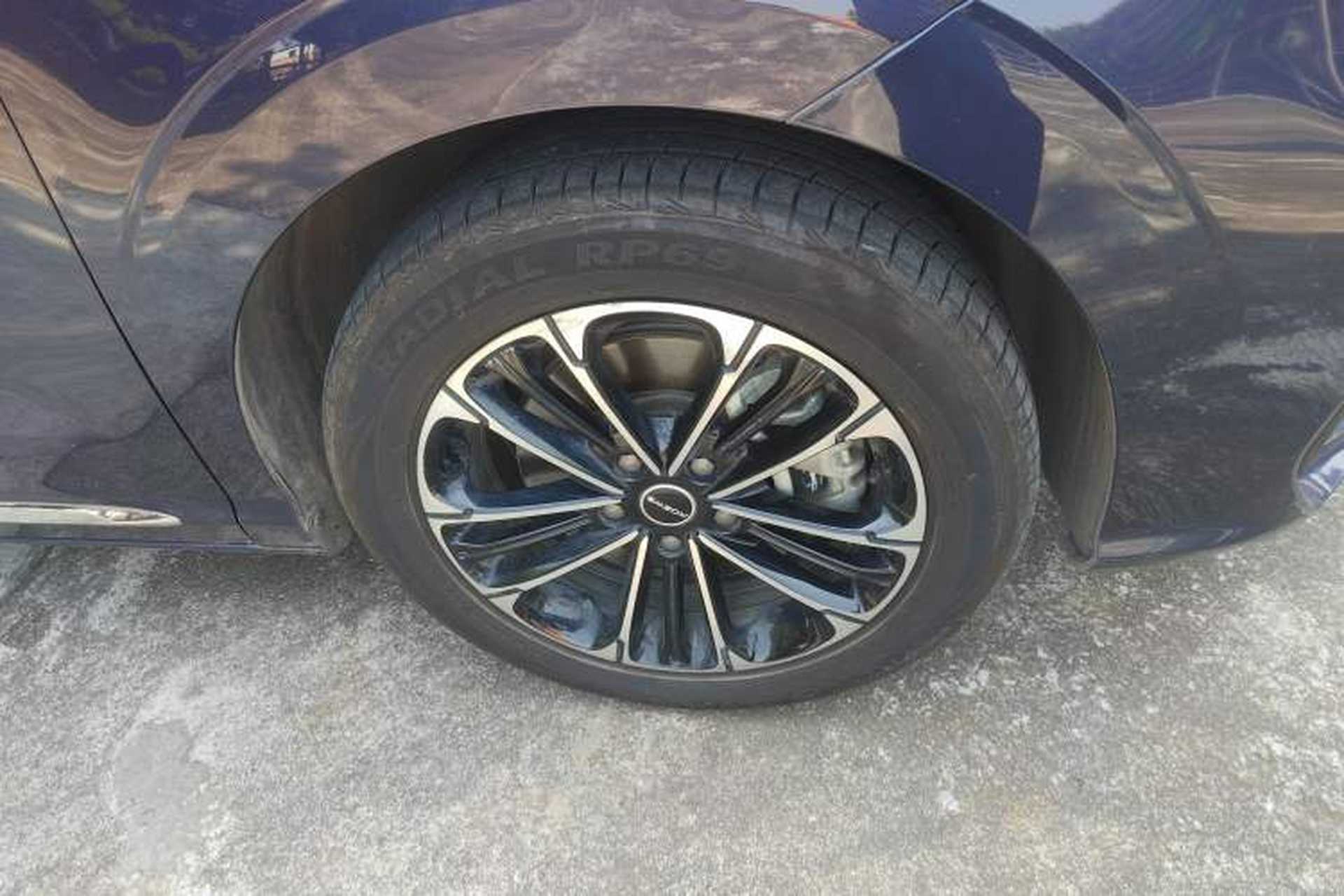 Used Roewe iMAX8 2021 400TGI Supreme Series Prestige Edition Right Front Wheel Hub