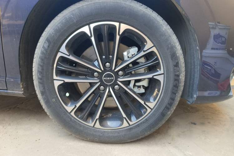 Used Roewe iMAX8 2021 400TGI Supreme Series Ultimate Edition Right Front Wheel Hub