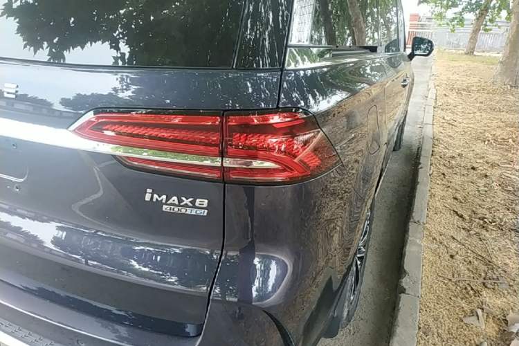 Used Roewe iMAX8 2021 400TGI Supreme Series Prestige Edition Right Rear Taillight