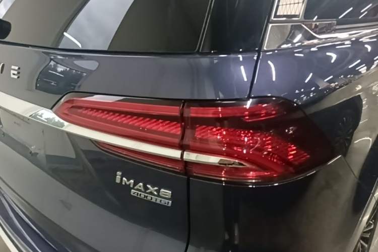 Used Roewe iMAX8 2021 400TGI Supreme Series Prestige Edition Right Rear Taillight