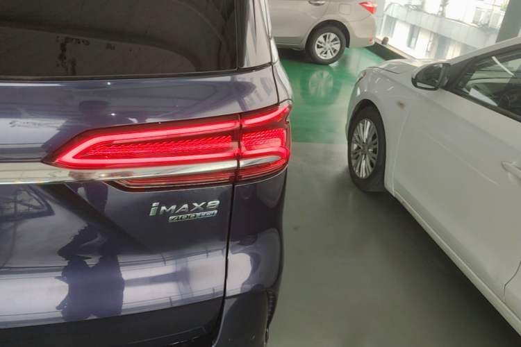 Used Roewe iMAX8 2021 400TGI Supreme Series Prestige Edition Right Rear Taillight