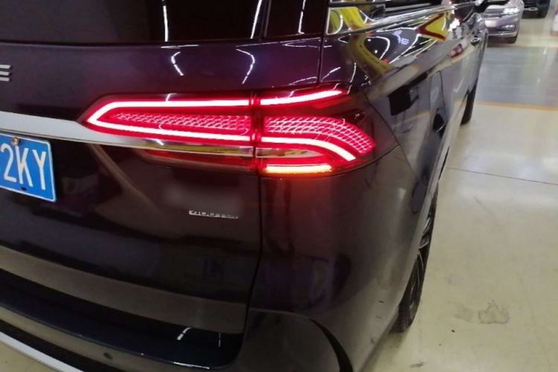 Used Roewe iMAX8 2021 400TGI Supreme Series Prestige Edition Right Rear Taillight