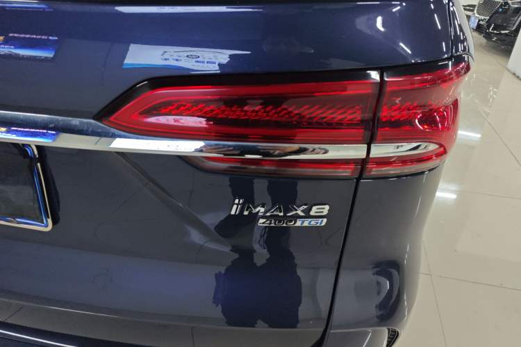 Used Roewe iMAX8 2021 400TGI Supreme Series Ultimate Edition Right Rear Taillight